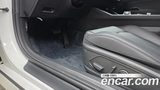 Kia K5 Новый K5 3 поколение 2.0 LPi(Для проката) — Фото автомобиля 17