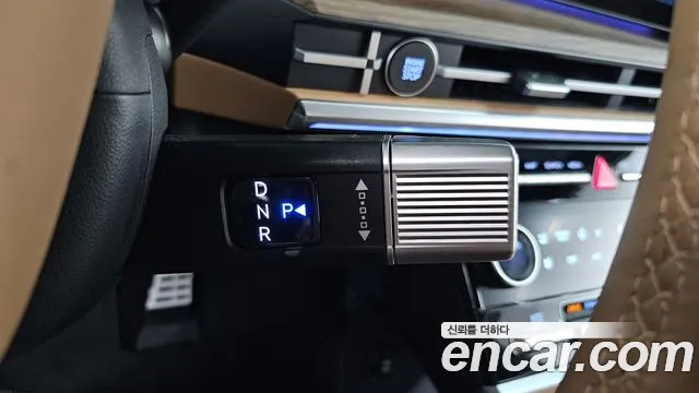 Hyundai Santa Fe MX5 — Фото автомобиля 12