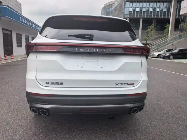 Jetour X70 Plus — Фото автомобиля 13