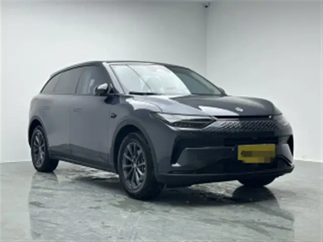 Leapmotor C11 — Фото автомобиля 3
