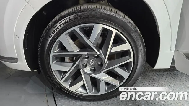 Hyundai Santafe Новый Santa Fe Бензин 2.5T 2WD — Фото автомобиля 4