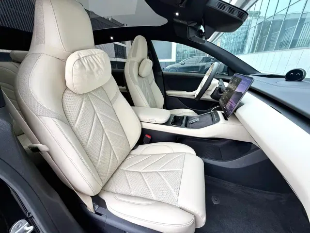 Nio ET5 Touring — Фото автомобиля 6