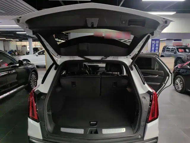 Cadillac XT5 — Фото автомобиля 14