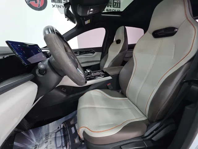 BYD Qin PLUS — Фото автомобиля 12