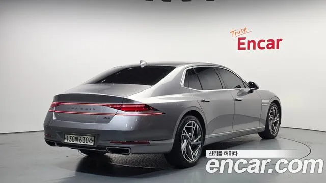 Genesis G90 Бензин 3.5 турбо AWD — Фото автомобиля 2