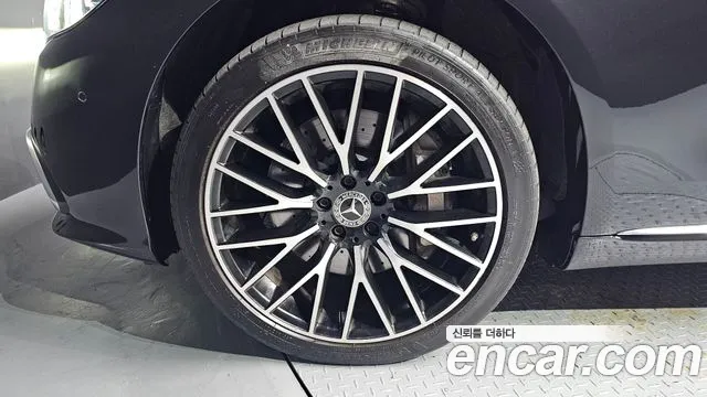 Mercedes-Benz S-Class — Фото автомобиля 5