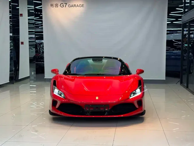 Ferrari F8 — Фото автомобиля 3
