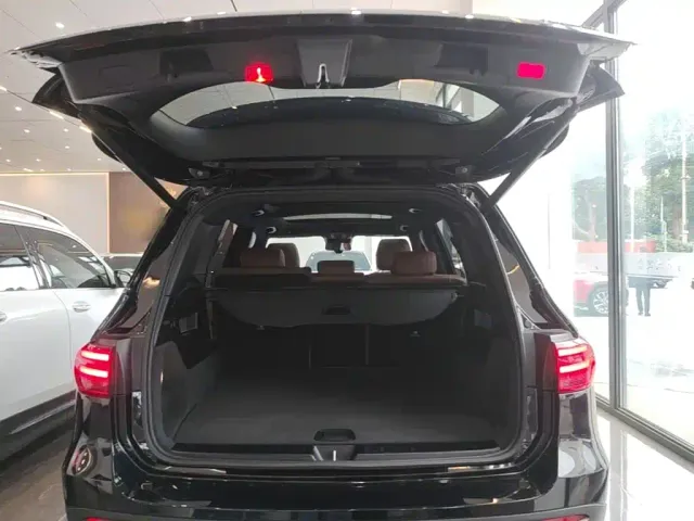Mercedes-Benz GLB-Class — Фото автомобиля 18
