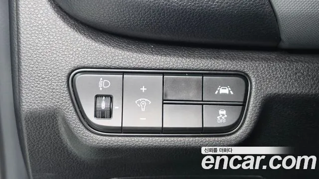 Kia Seltos — Фото автомобиля 13