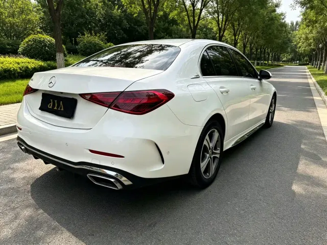 Mercedes-Benz C-Class — Фото автомобиля 4