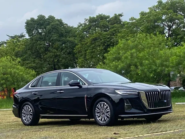 Hongqi H5 — Фото автомобиля 3