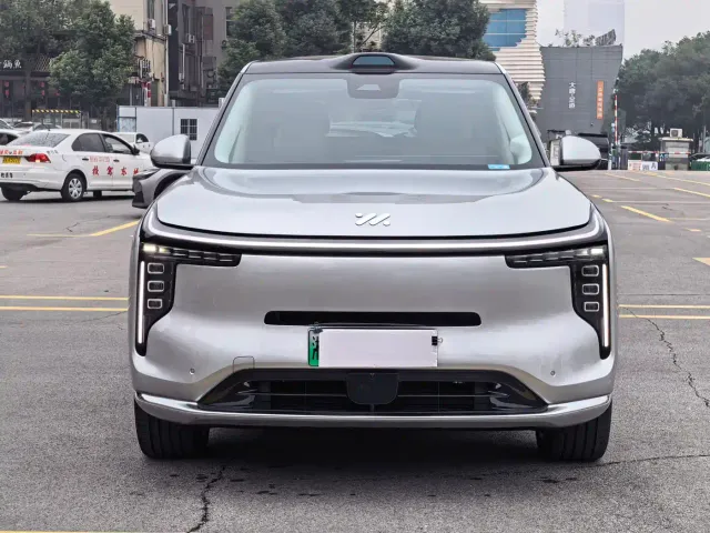 IM Motors LS8 — Фото автомобиля 2