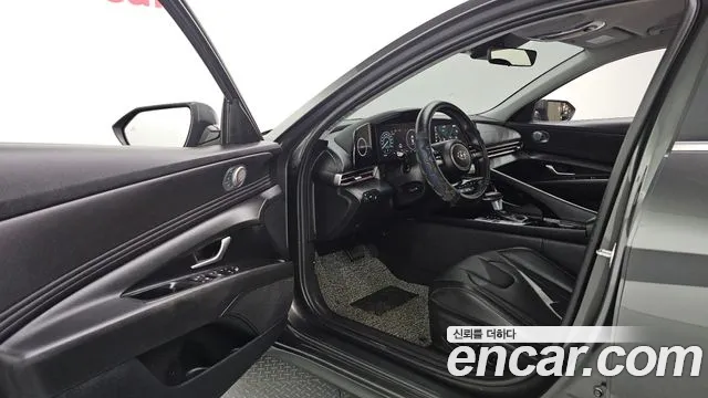 Hyundai Avante CN7 — Фото автомобиля 10