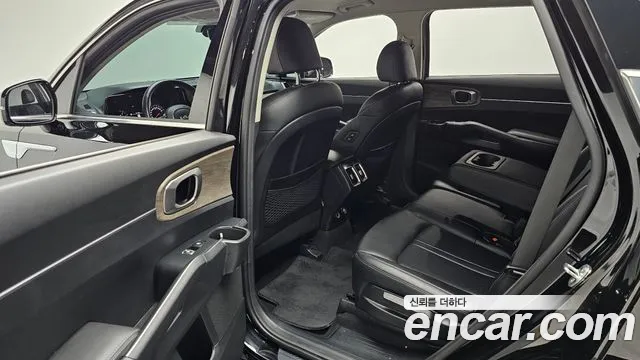 Kia Sorento Sorento 4-е поколение Бензин 2.5T 2WD — Фото автомобиля 24