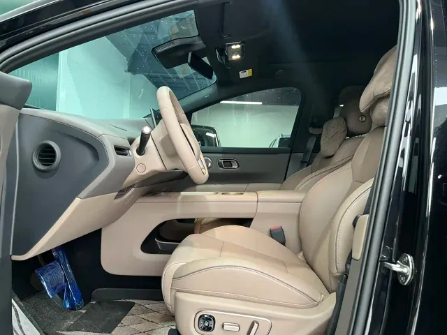 Li Auto i6 — Фото автомобиля 10