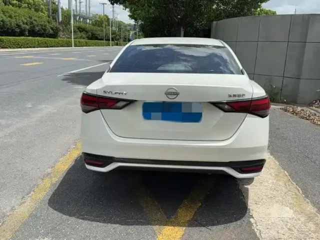 Nissan Sylphy — Фото автомобиля 6