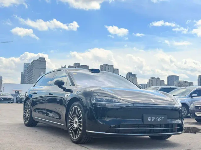 Stelato S9T — Фото автомобиля 3