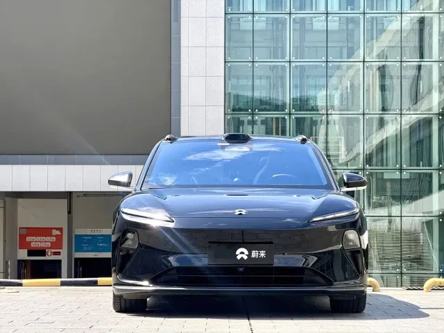 Nio ET5 Touring — Фото автомобиля 2