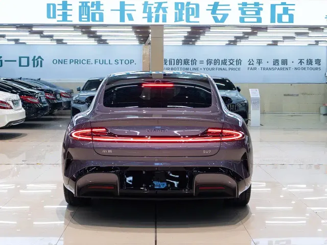 Xiaomi SU7 — Фото автомобиля 5