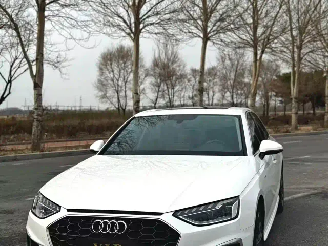 Audi A4L — Фото автомобиля 2
