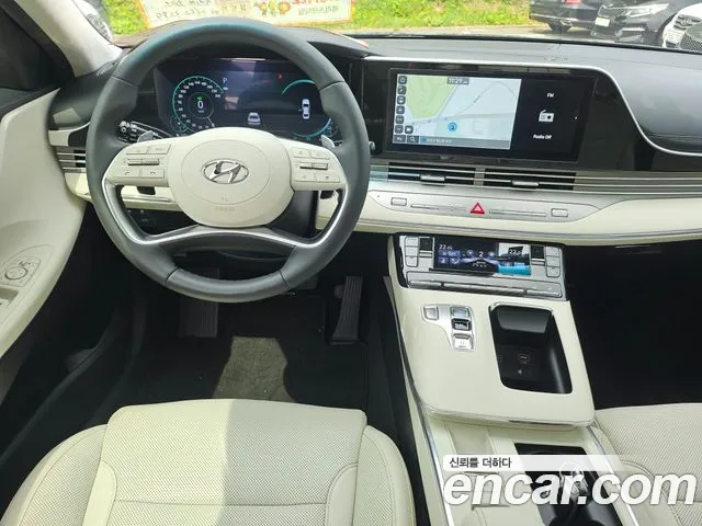Hyundai Grandeur Grandeur (New) Hybrid — Фото автомобиля 17