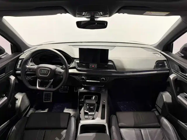Audi Q5L — Фото автомобиля 6