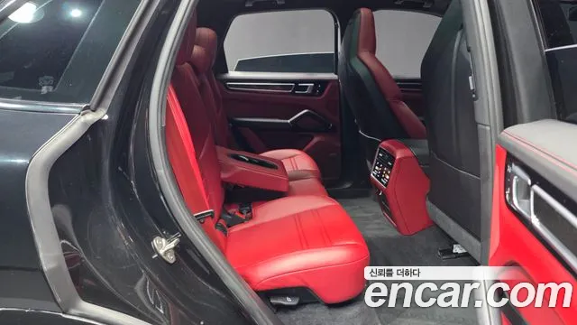 Porsche Cayenne PO536 — Фото автомобиля 12