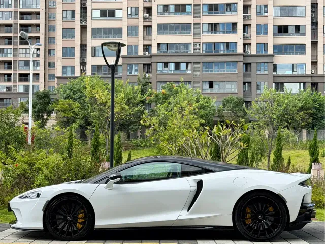 McLaren GT — Фото автомобиля 5