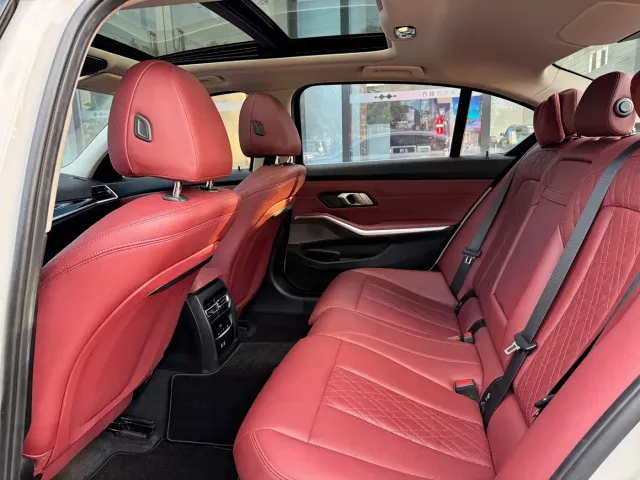 BMW 3 Series — Фото автомобиля 7