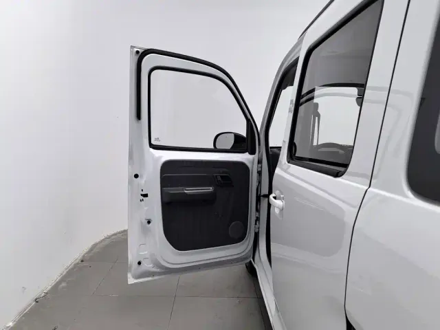 Wuling Zhiguang NEV — Фото автомобиля 8