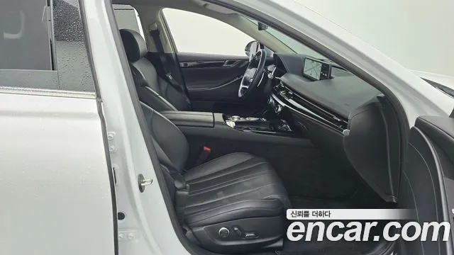 Genesis G80 Бензин 2.5 турбо AWD — Фото автомобиля 21