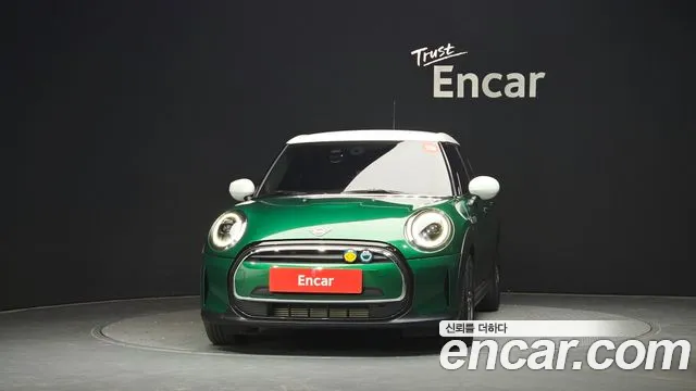 MINI Cooper — Фото автомобиля 3
