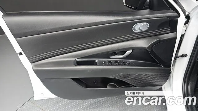 Hyundai Avante CN7 — Фото автомобиля 13