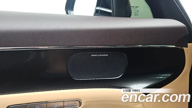 Genesis G90 Бензин 3.5 турбо AWD — Фото автомобиля 22