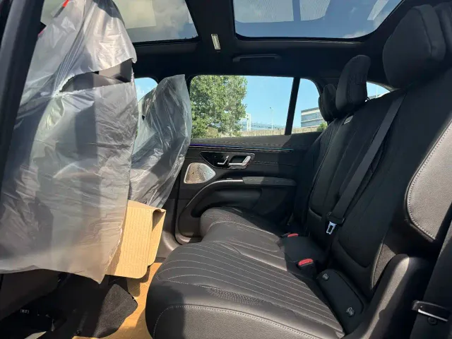 Mercedes-Benz EQS SUV — Фото автомобиля 13