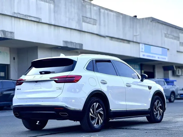 Hongqi Hongqi HS5 2022 2.0T Smart Connect Premium Edition — Фото автомобиля 6