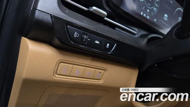 Kia Canival Carnival 4 поколение Бензин 7 мест Signature — Фото автомобиля 17