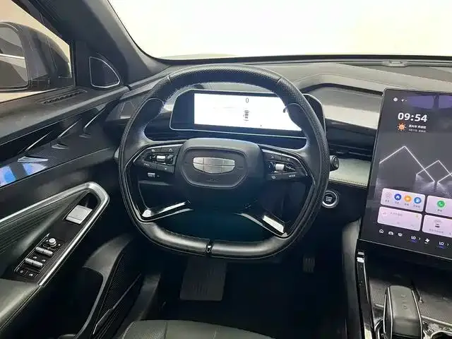 Geely Boyue — Фото автомобиля 10
