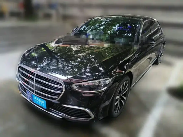 Фотография автомобиля — Mercedes-Benz S-Class