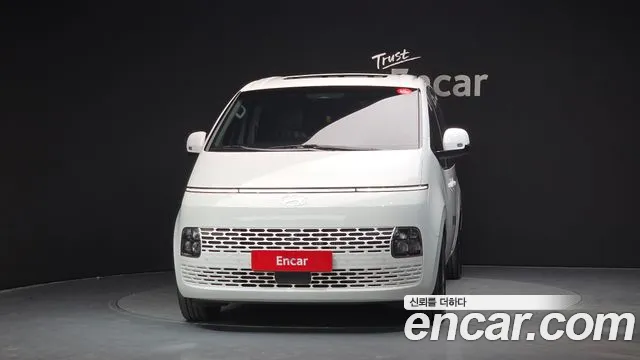 Hyundai Staria — Фото автомобиля 3