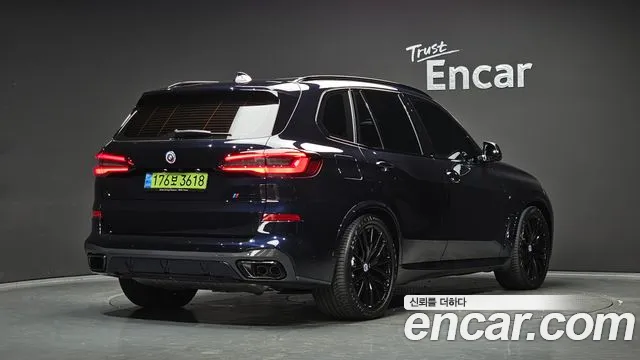 BMW X5 — Фото автомобиля 2