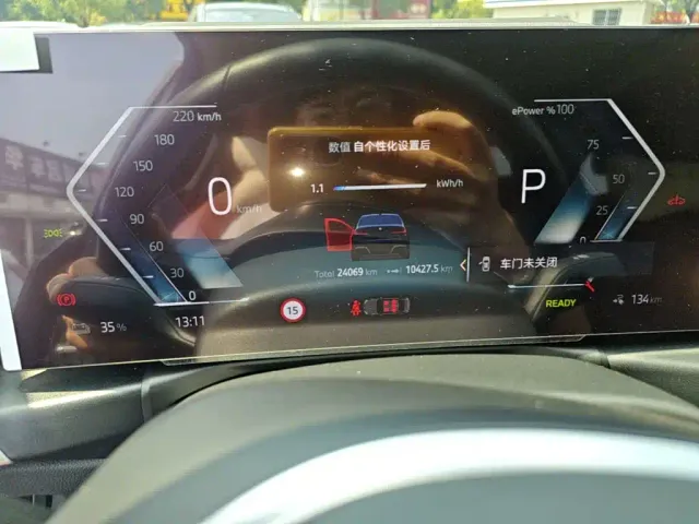 BMW i3 — Фото автомобиля 11
