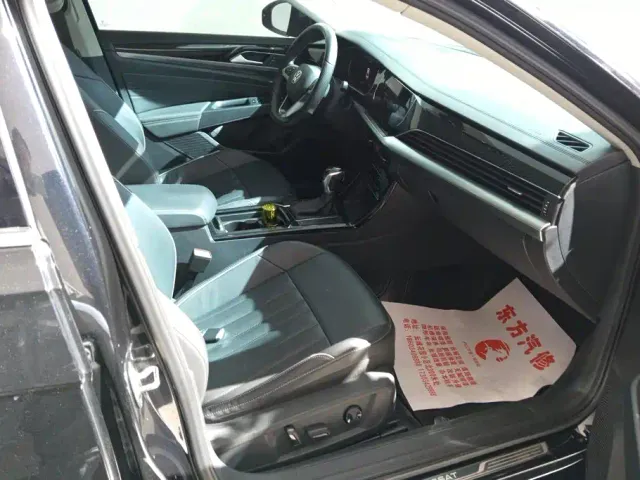Volkswagen Passat — Фото автомобиля 8