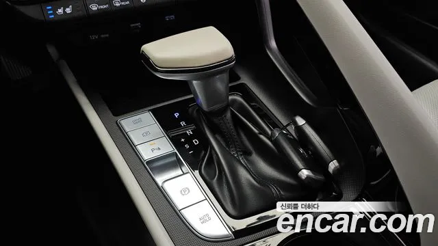 Hyundai Avante — Фото автомобиля 12
