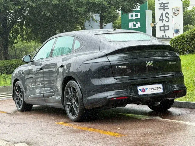 IM Motors IM LS6 2025 Extended Range Base — Фото автомобиля 4