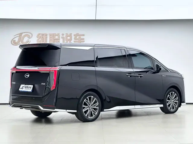 GAC Trumpchi M8 — Фото автомобиля 5