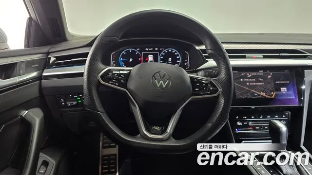 Volkswagen Arteon Arteon 2.0 TDI R-LINE 4Motion — Фото автомобиля 13