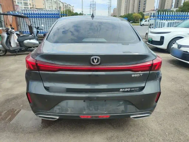 Changan Eado — Фото автомобиля 5