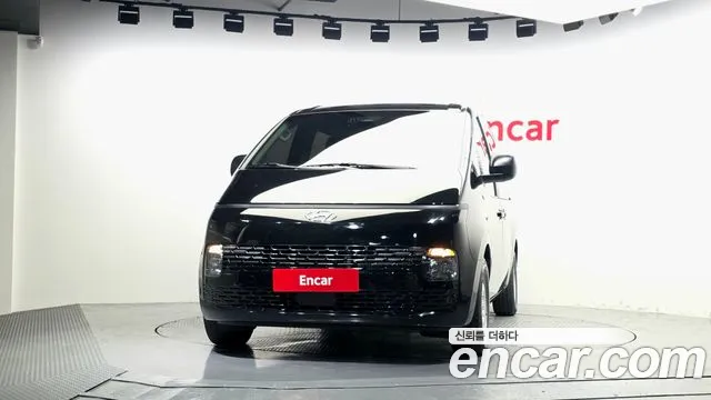 Hyundai Staria Staria Tourer 11 мест — Фото автомобиля 3