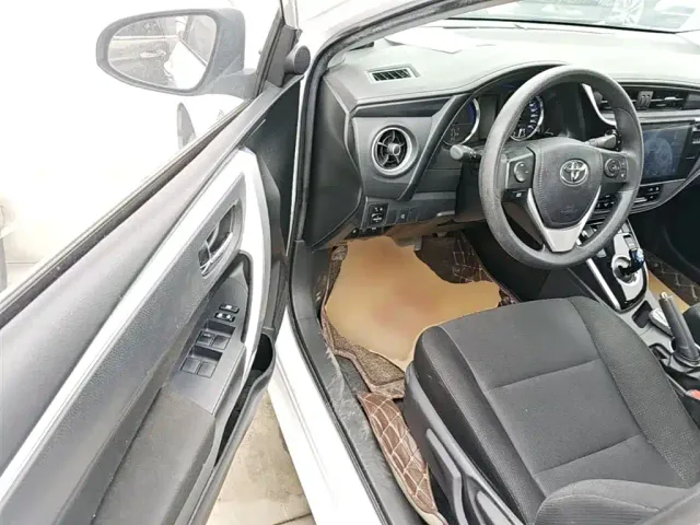 Toyota Corolla Twin Engine E+ — Фото автомобиля 14